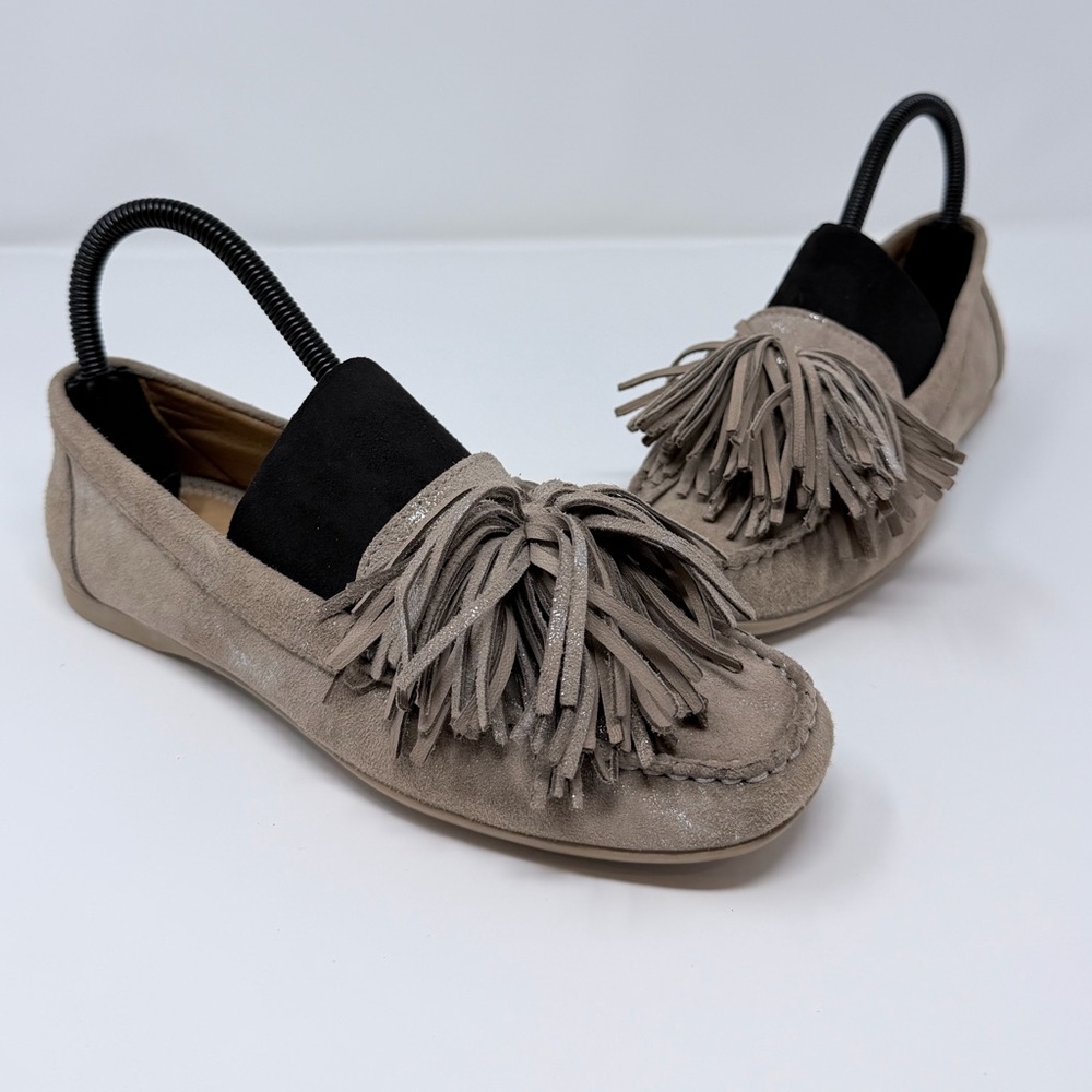 Flag Ltd Kiltie Fringe Suede Loafers Taupe Slip On Flats Women’s Size 7